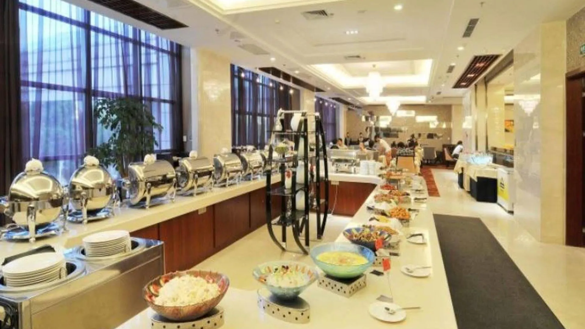 Suzhou Days Hotel